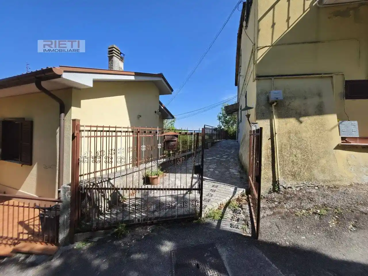Casa indipendente in vendita a Rieti