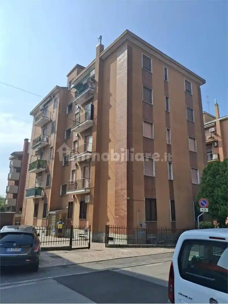 Appartamento in vendita a Locate di Triulzi