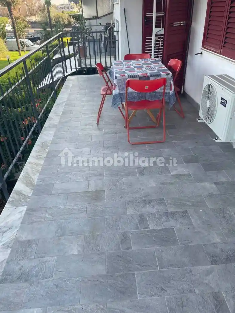 Appartamento in affitto a Mascali