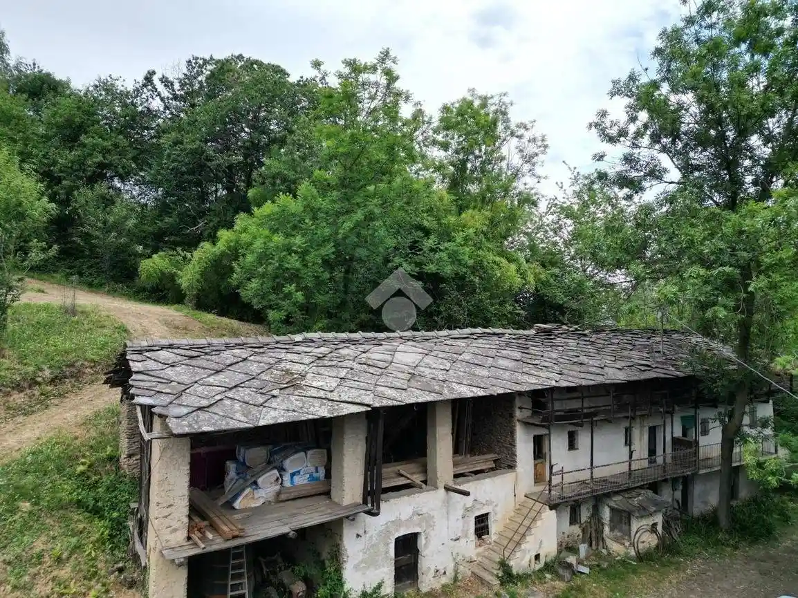 Rustico - Casale in vendita a Barge