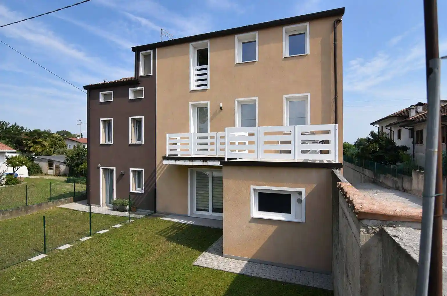 Villa in vendita a Tezze sul Brenta