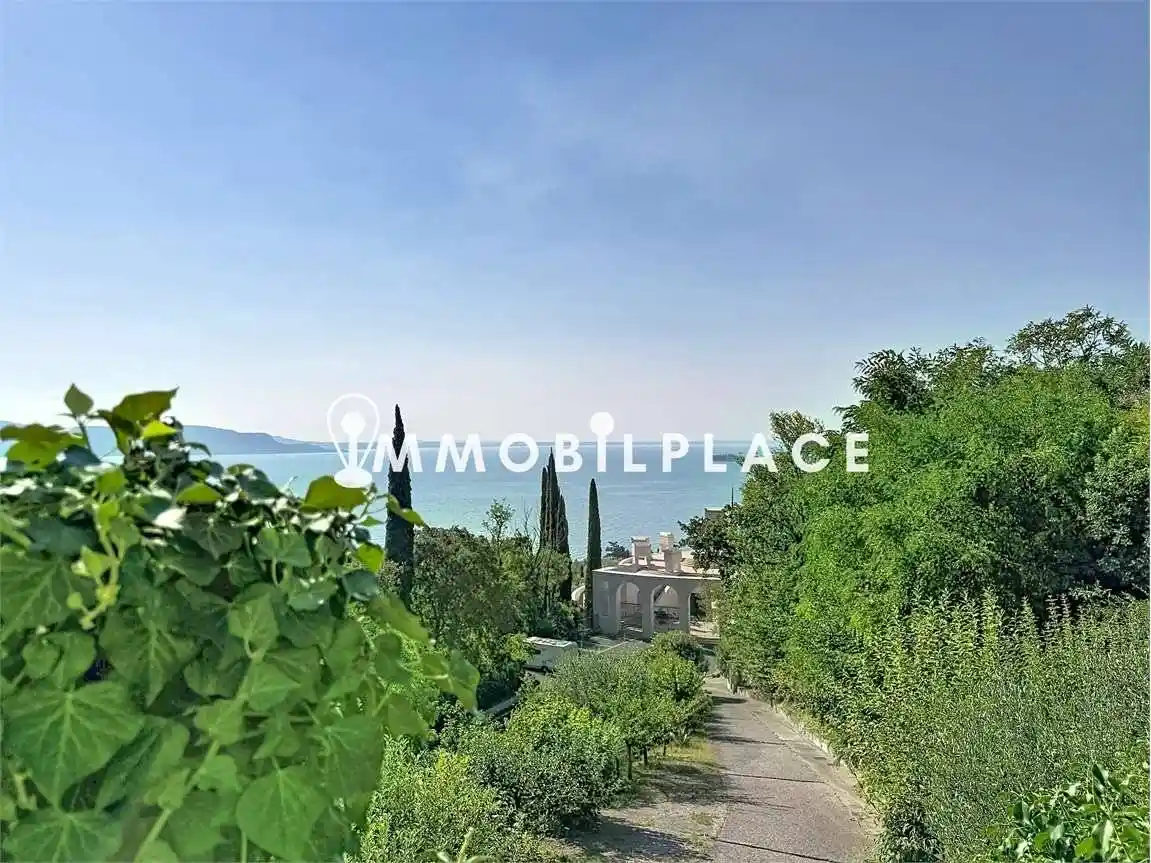 Villa in vendita a Gardone Riviera