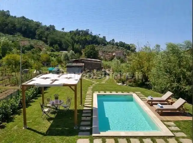 Villa in vendita a Massarosa