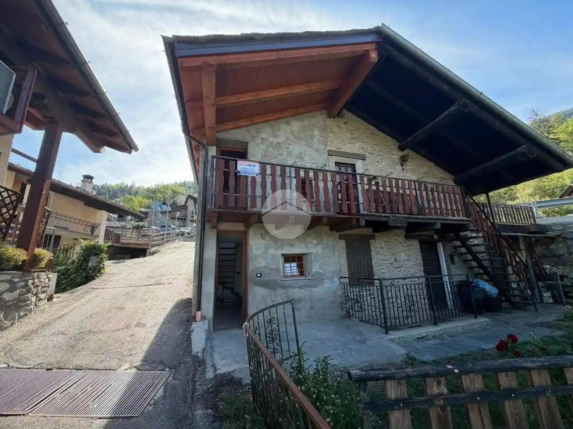 Casa indipendente in vendita a Gressan