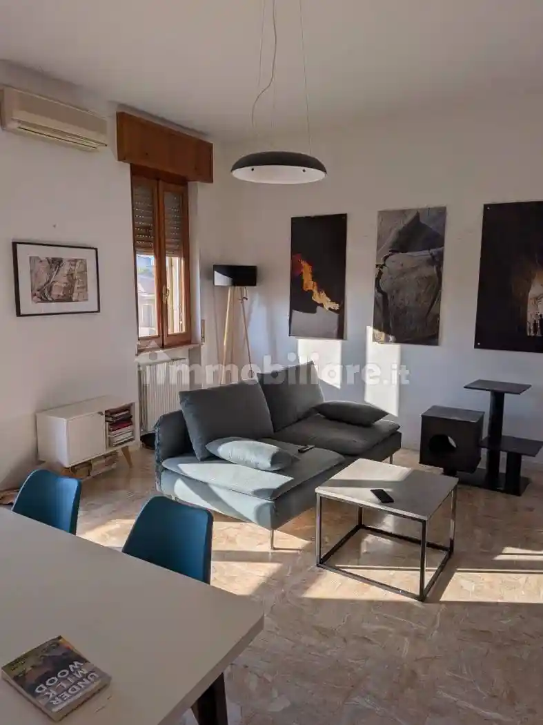 Appartamento in vendita a Piacenza