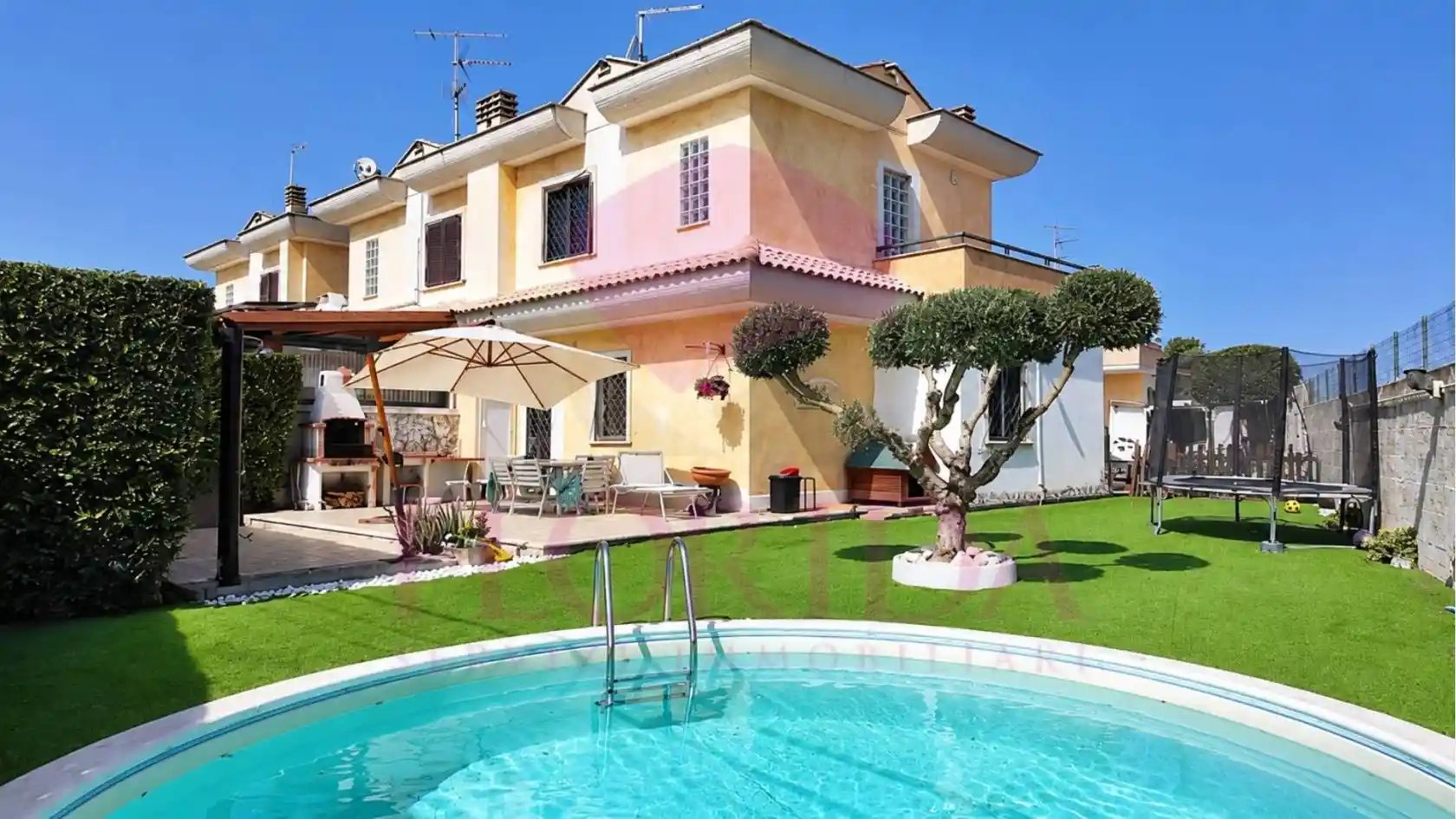 Villa in vendita a Pomezia