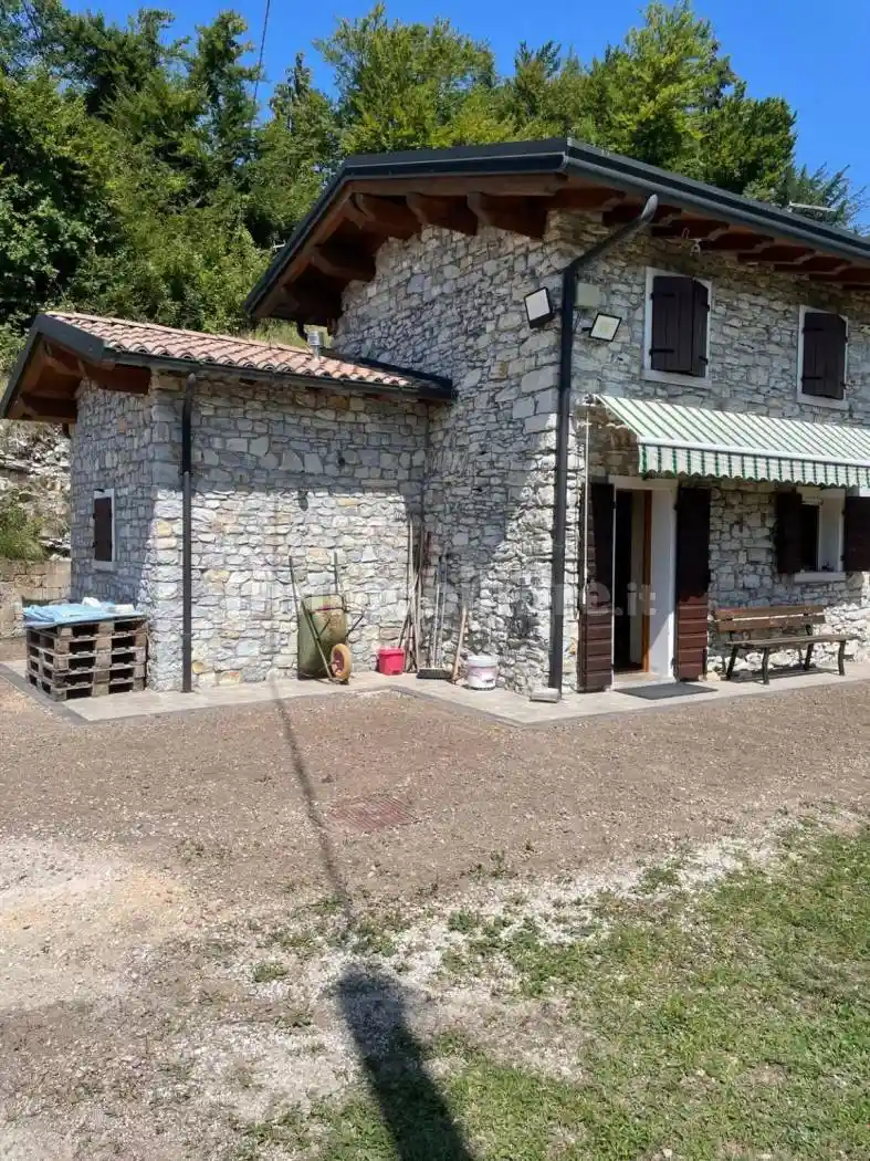 Villa in vendita a Arsiè