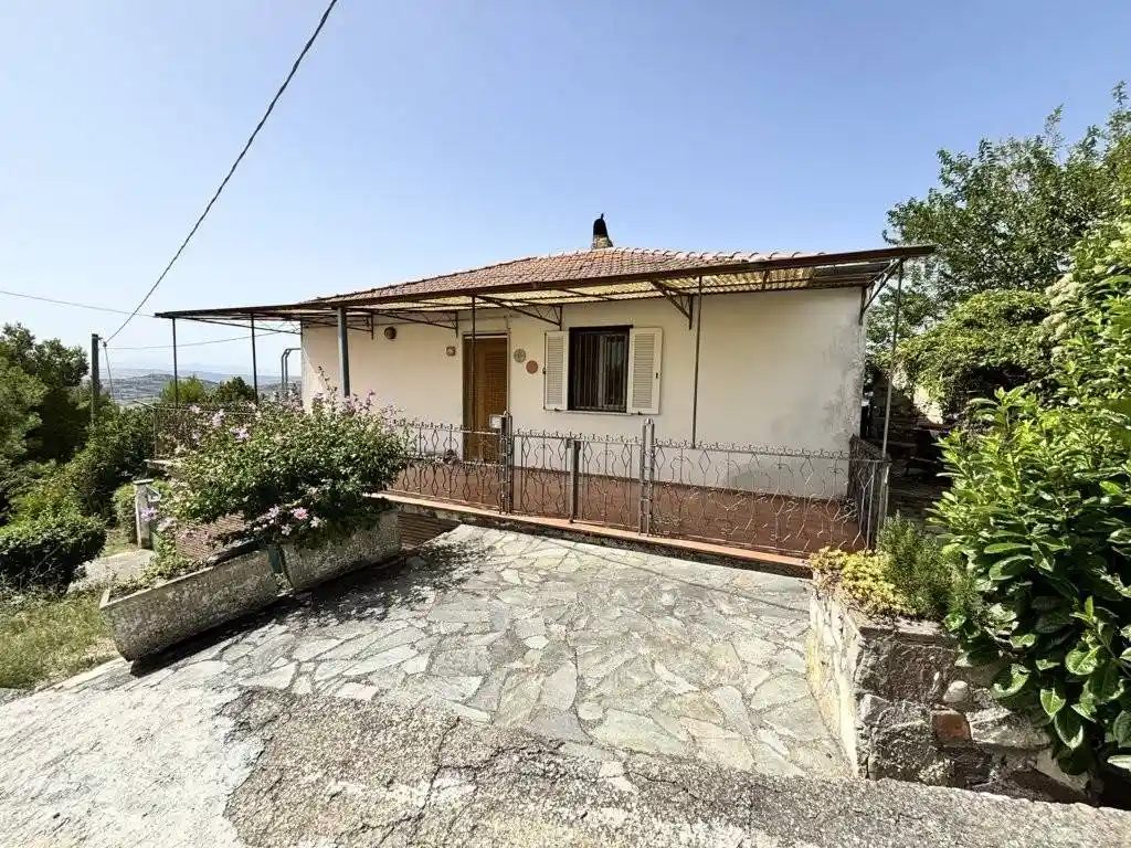 Casa indipendente in vendita a Villanova del Battista
