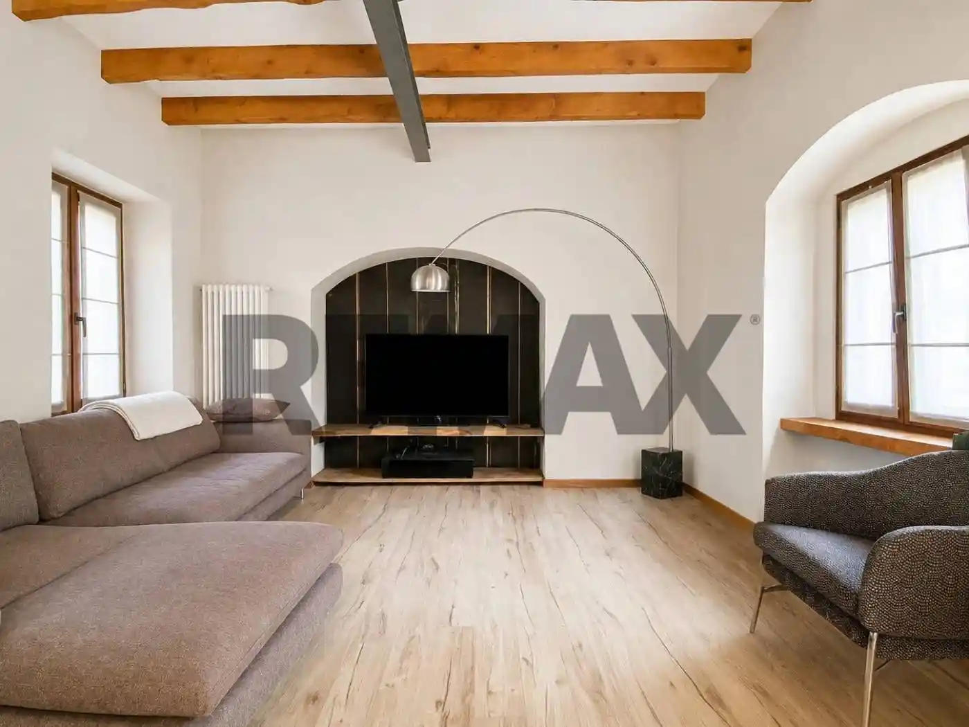 Casa indipendente in vendita a Cambiasca