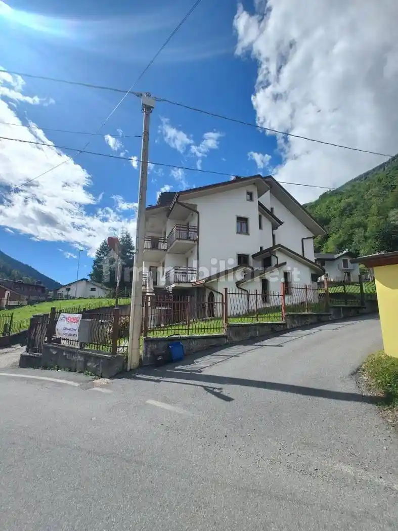 Casa indipendente in vendita a Aprica
