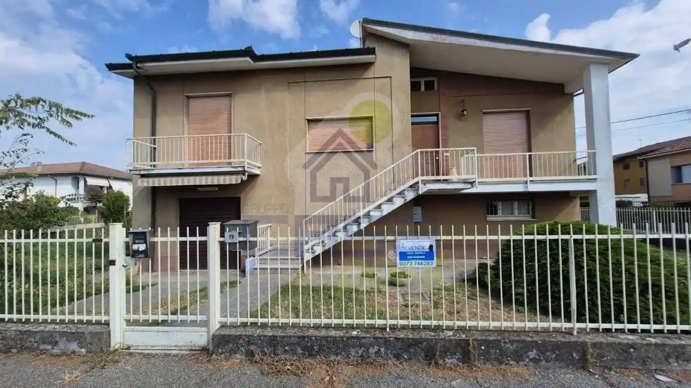 Villa in vendita a Pizzighettone