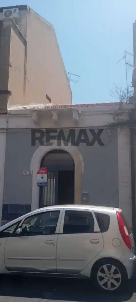 Casa indipendente in vendita a Catania