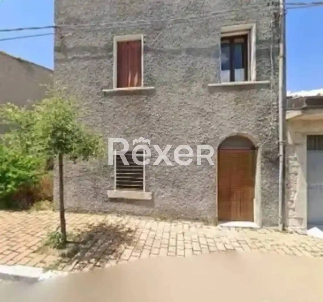 Casa indipendente in vendita a Colledimacine