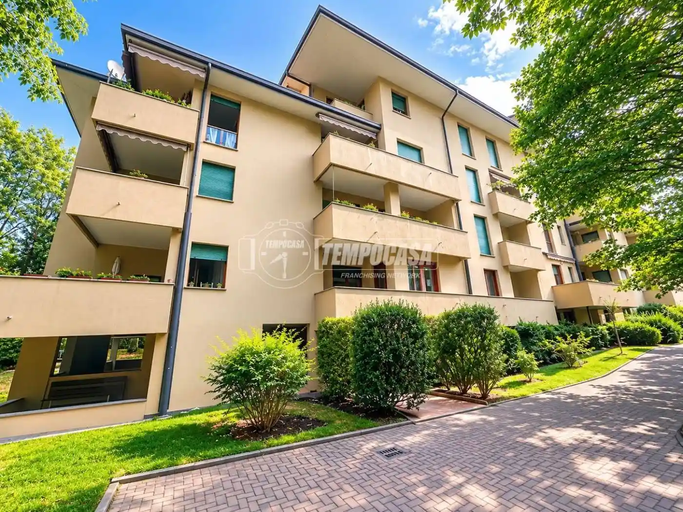 Appartamento in vendita a Villasanta
