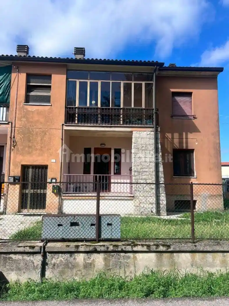 Appartamento in vendita a Isola Rizza