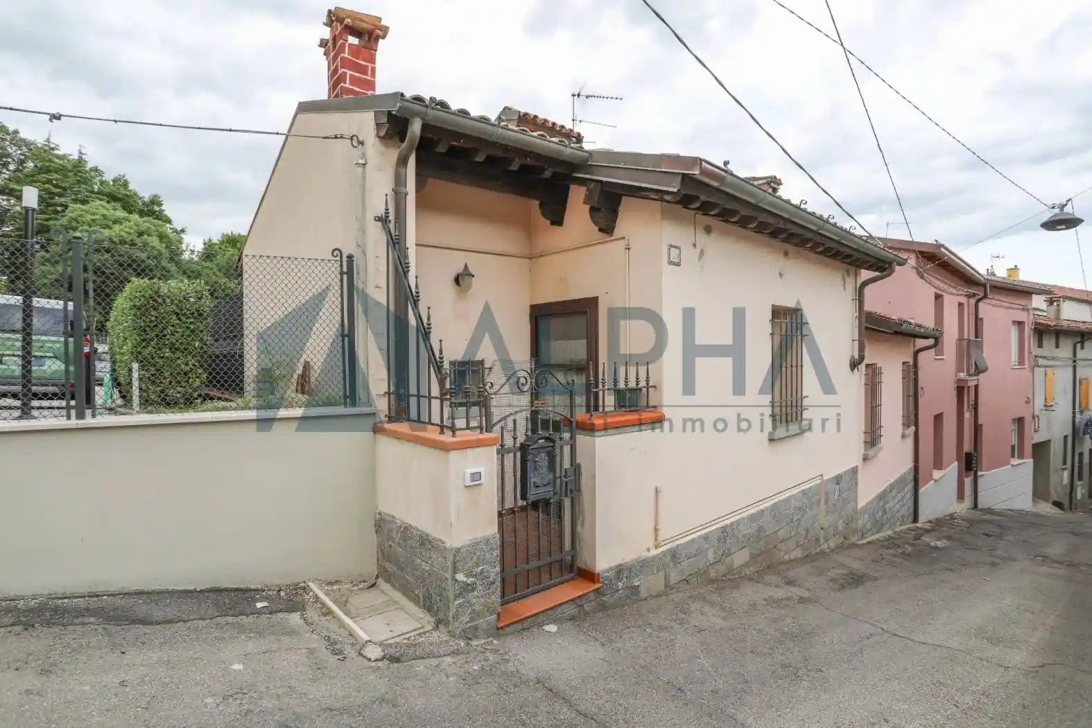 Casa indipendente in vendita a Meldola