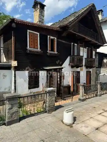 Casa indipendente in vendita a Crodo