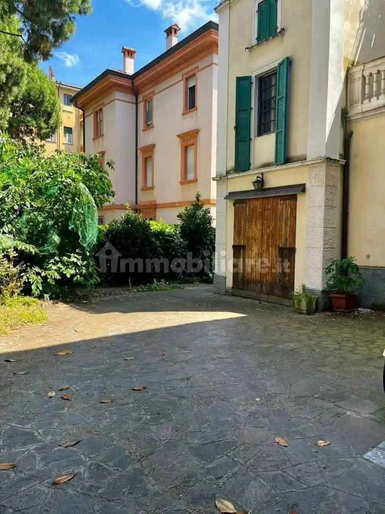 Appartamento in affitto a Bologna
