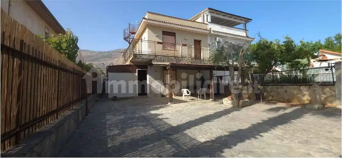 Villa in vendita a Carini