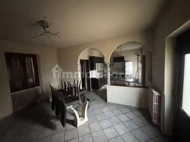 Casa indipendente in vendita a Lonate Pozzolo