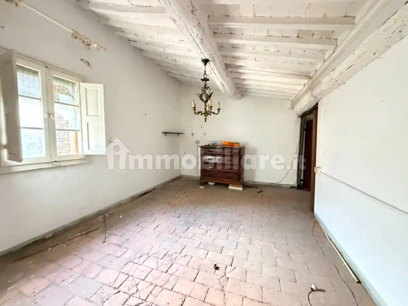 Appartamento in vendita a Buti