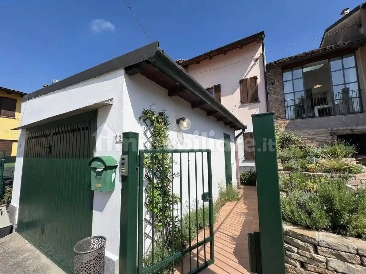 Casa indipendente in vendita a Lungavilla