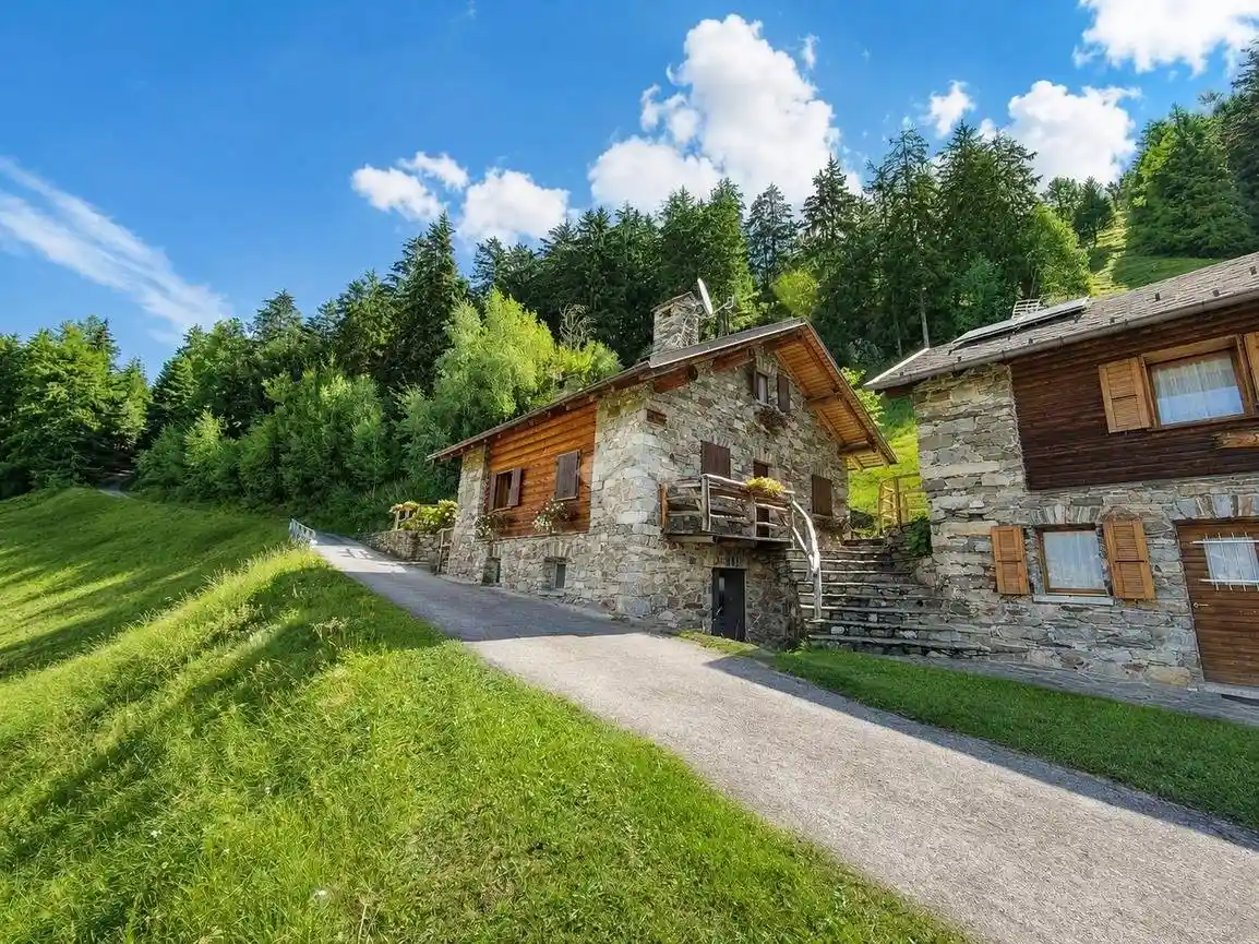 Casa indipendente in vendita a Grosio