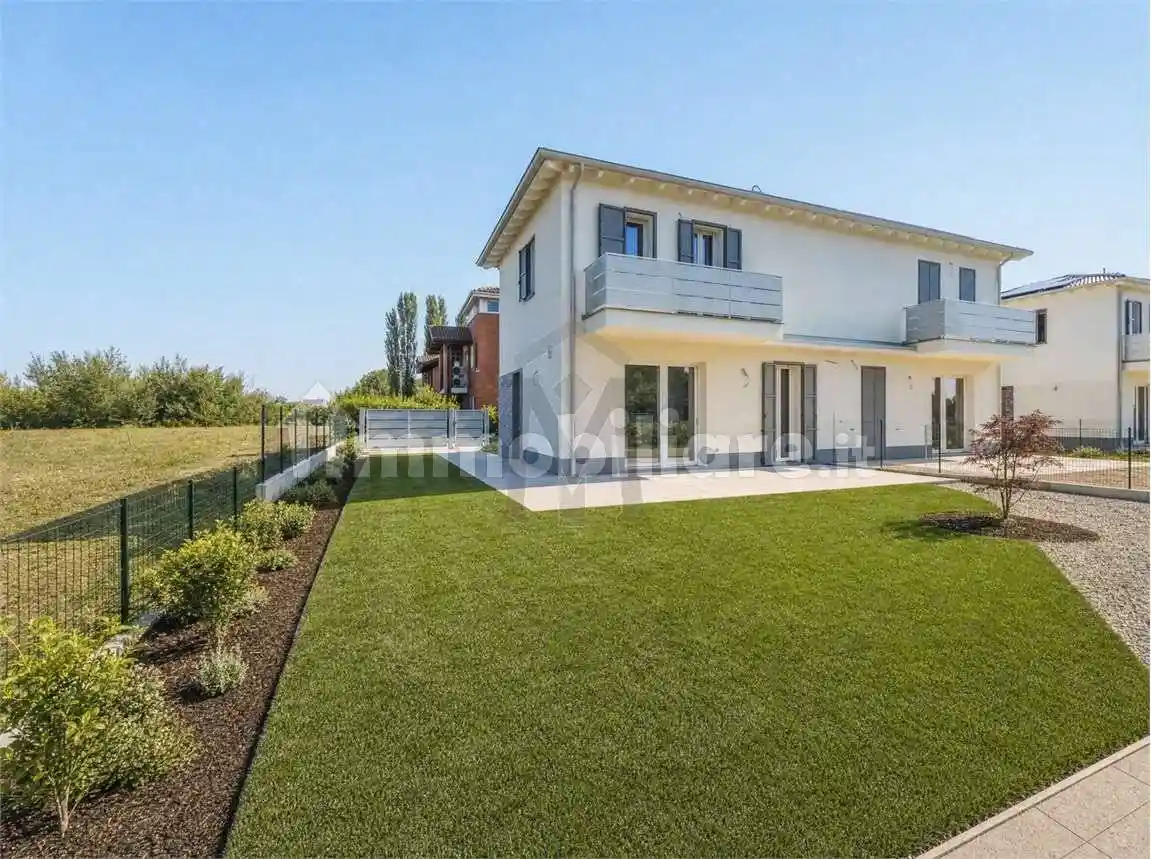 Villa in vendita a Reggio Emilia