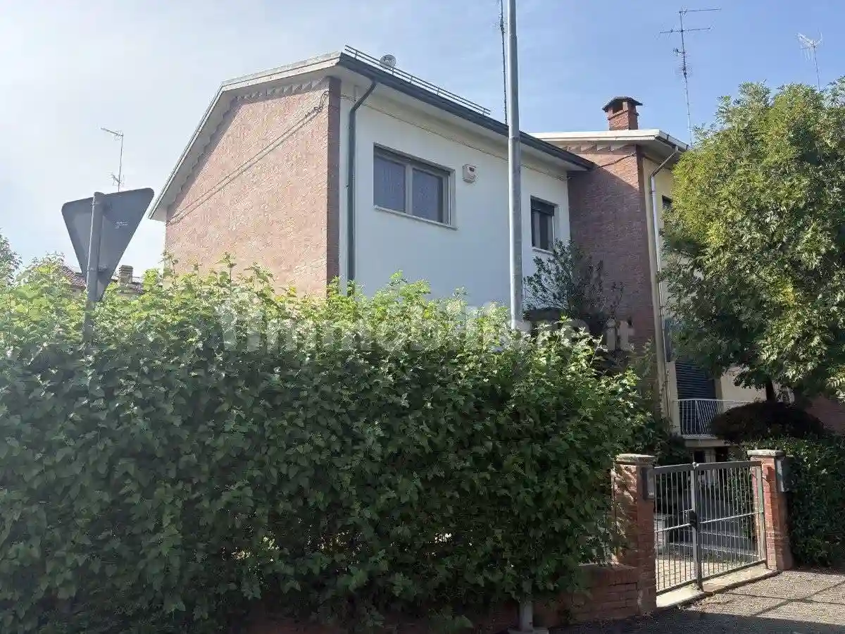 Villetta a schiera - foto 2