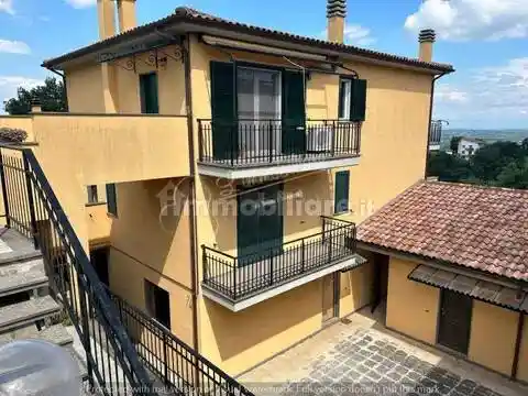 Appartamento in vendita a Soriano nel Cimino
