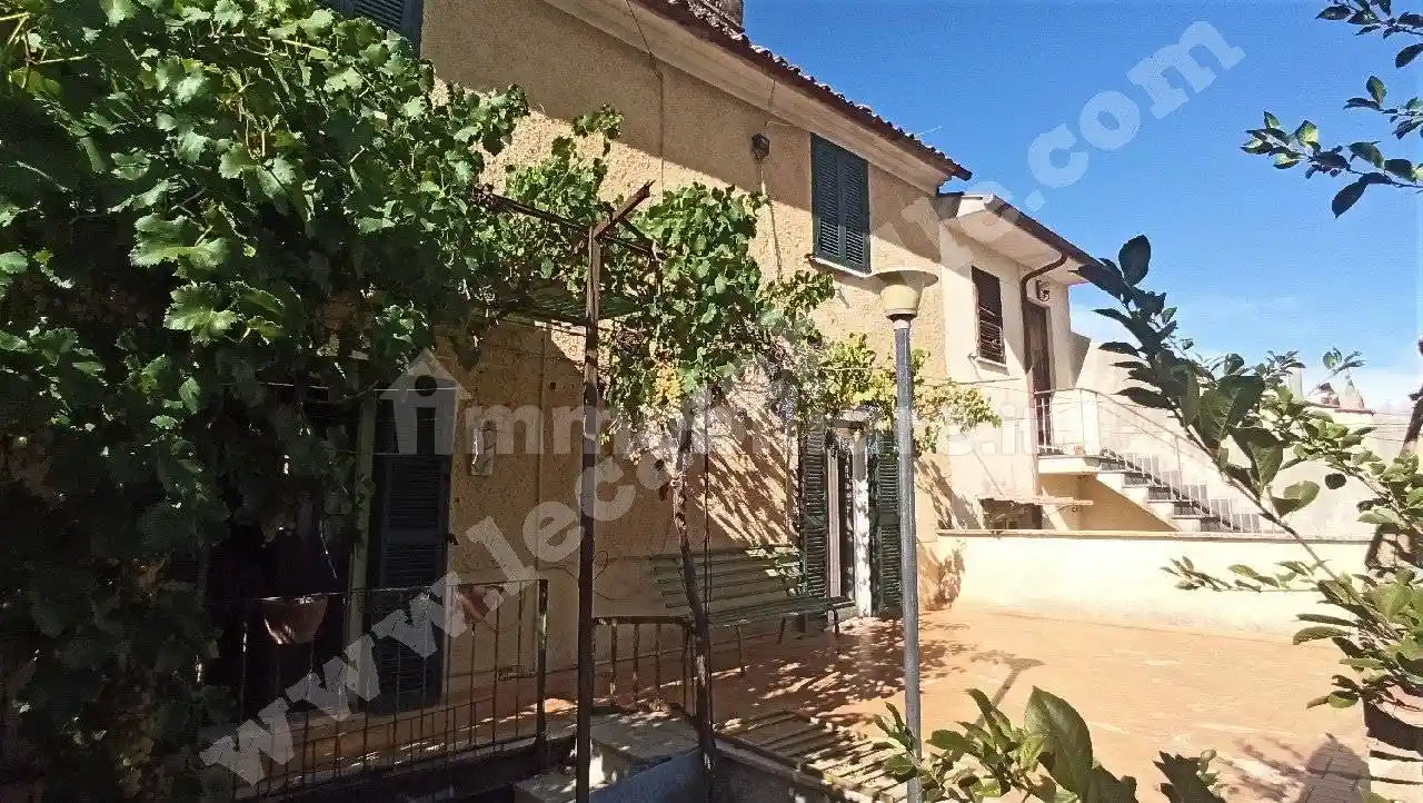 Casa indipendente in vendita a Civitella d'Agliano