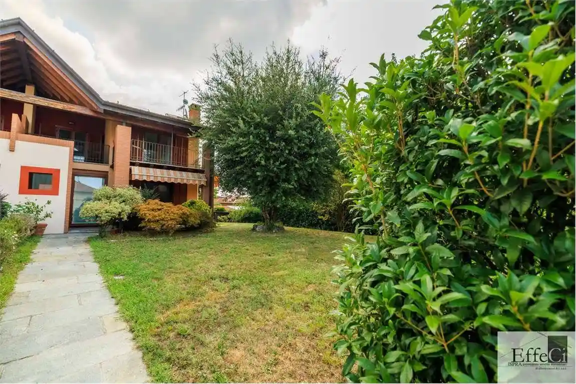Villa in affitto a Gavirate