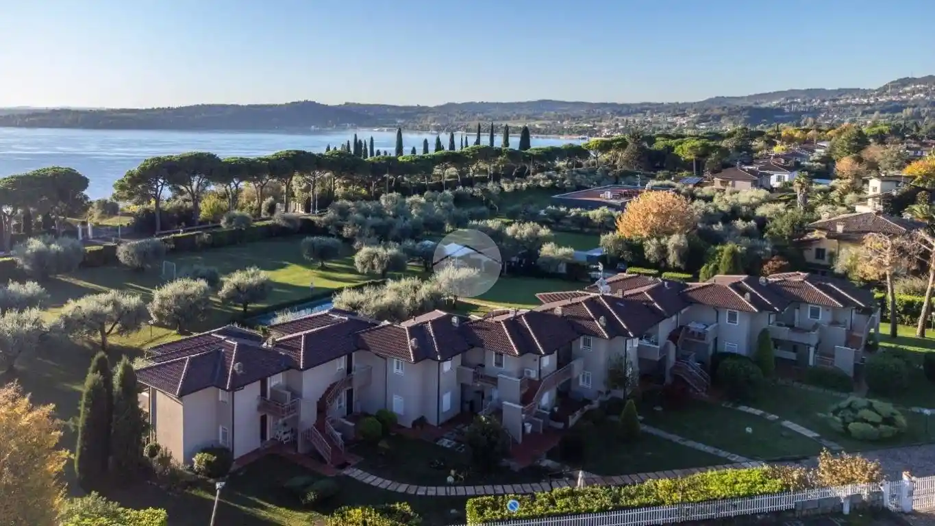 Appartamento in vendita a Padenghe sul Garda