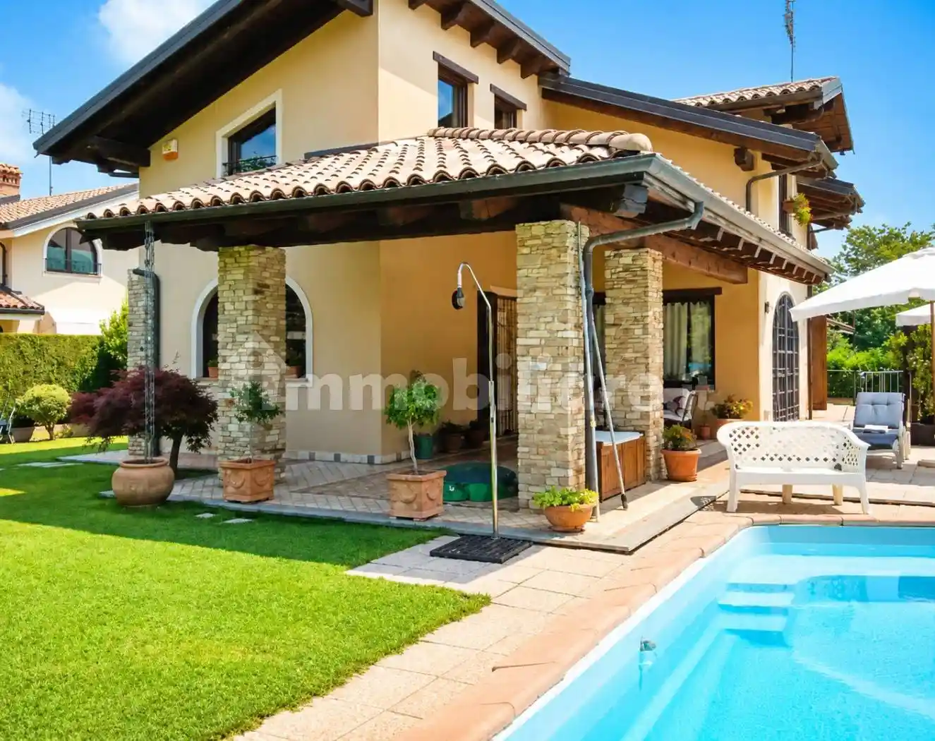 Villa in vendita a Boves