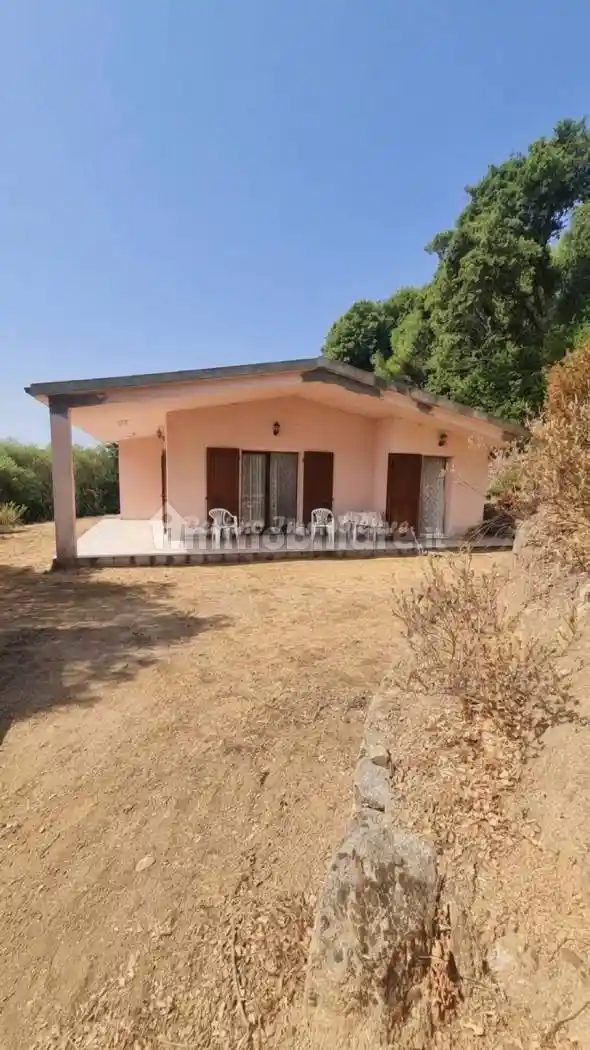 Villa in vendita a Luogosanto