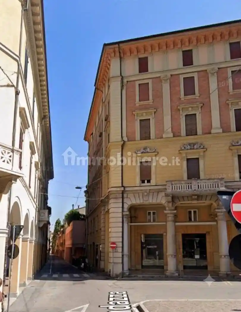 Appartamento in vendita a Bologna