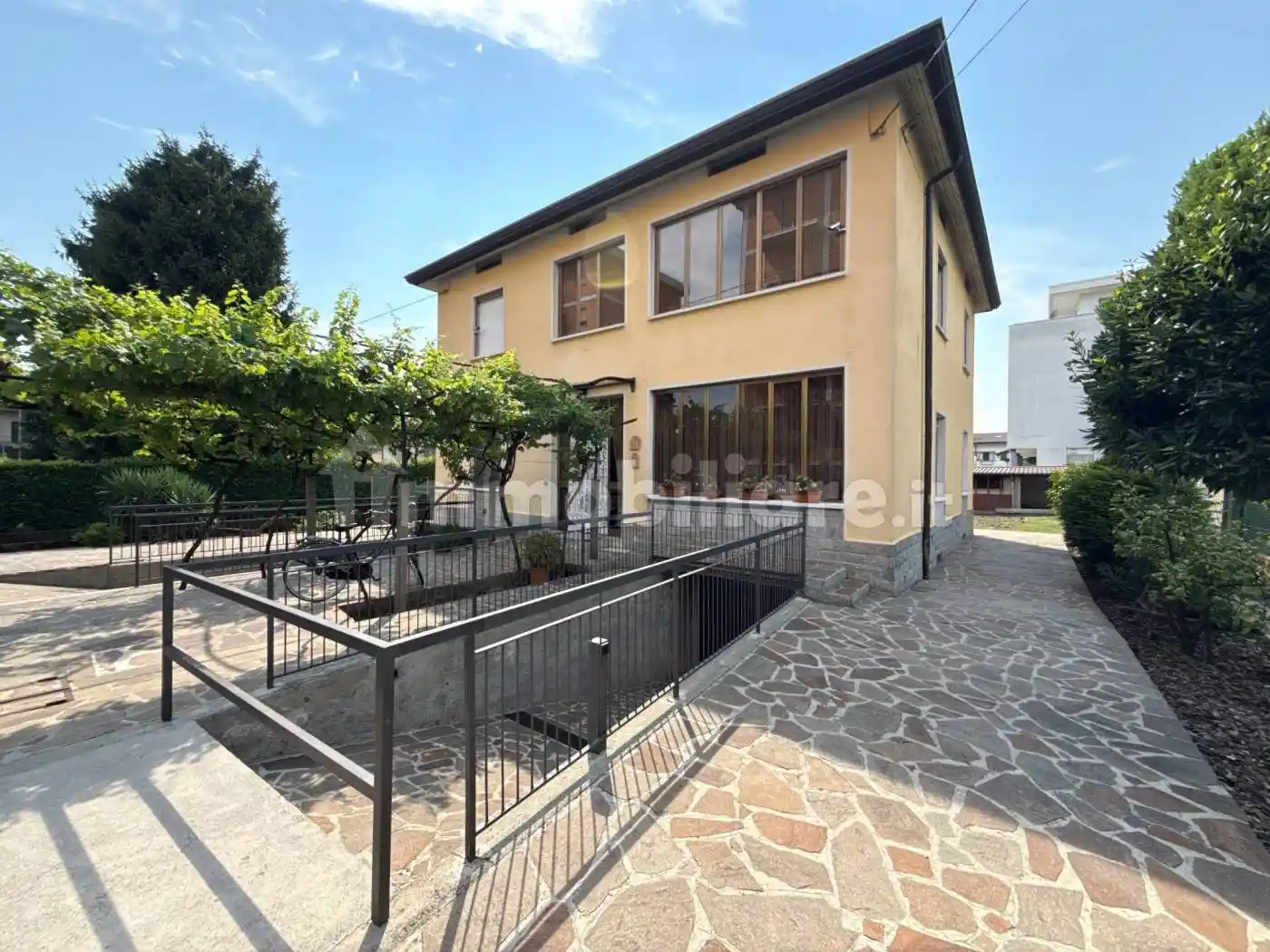 Appartamento in vendita a Stezzano