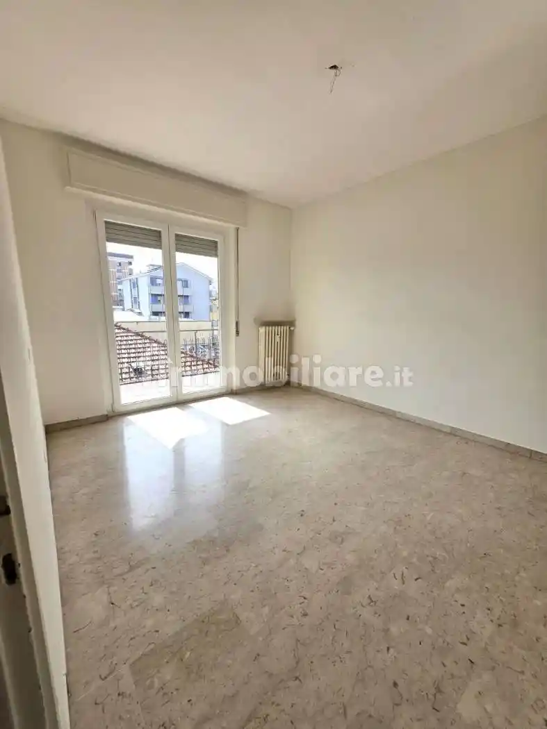 Appartamento in affitto a Varese