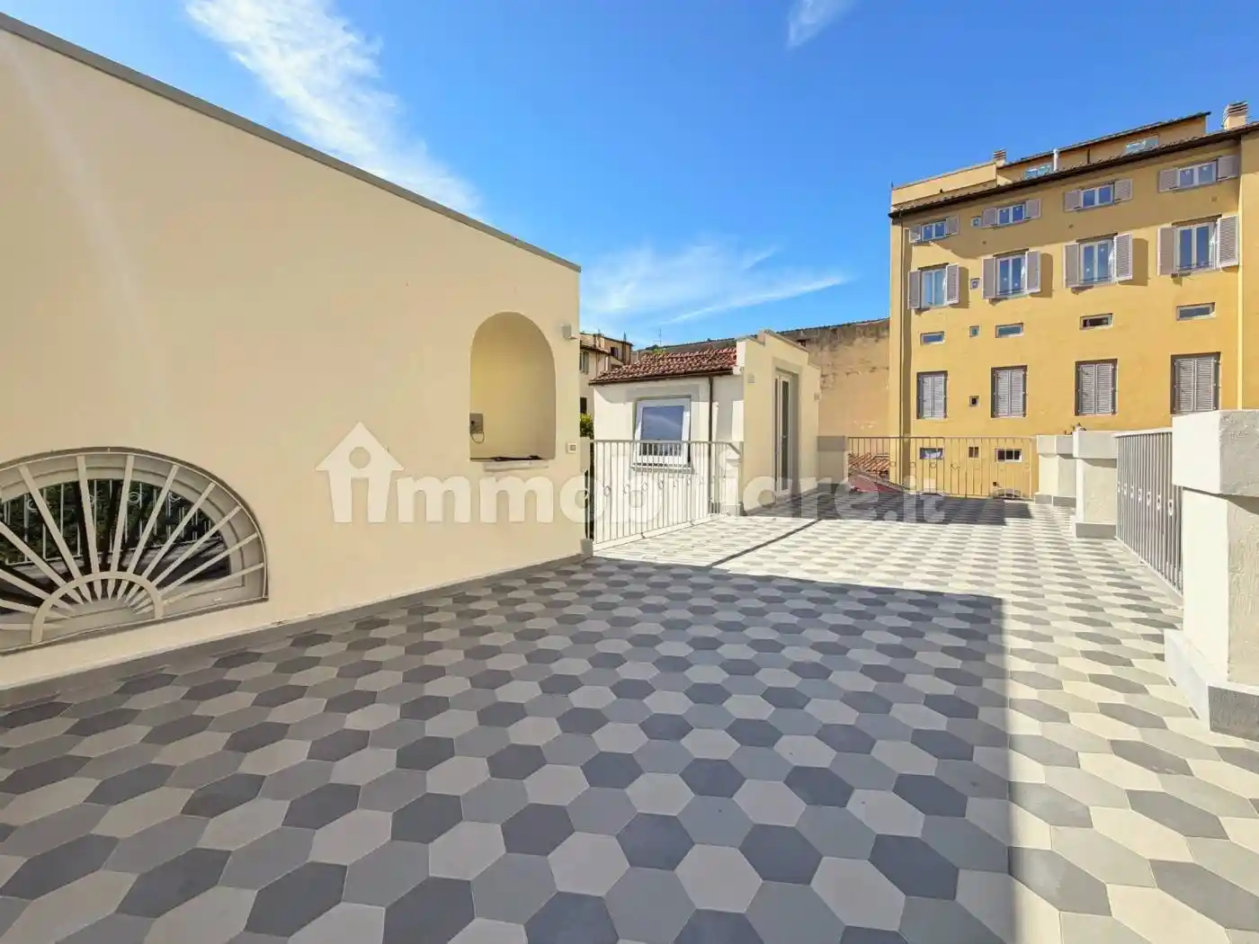 Casa indipendente in vendita a Firenze