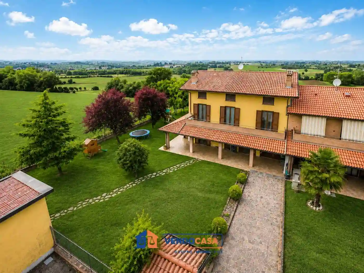 Villa - foto 2