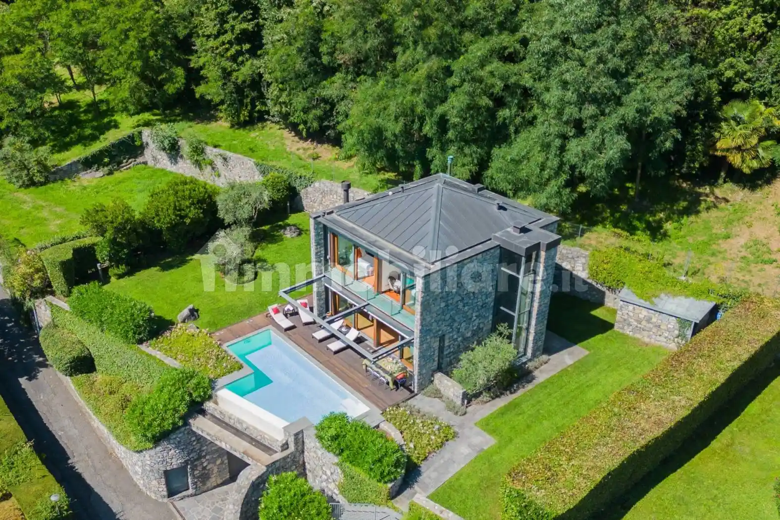Villa in affitto a Como