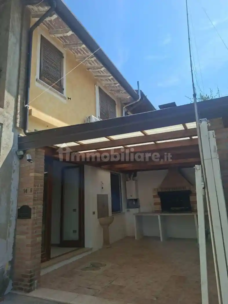 Casa indipendente in affitto a Bedizzole