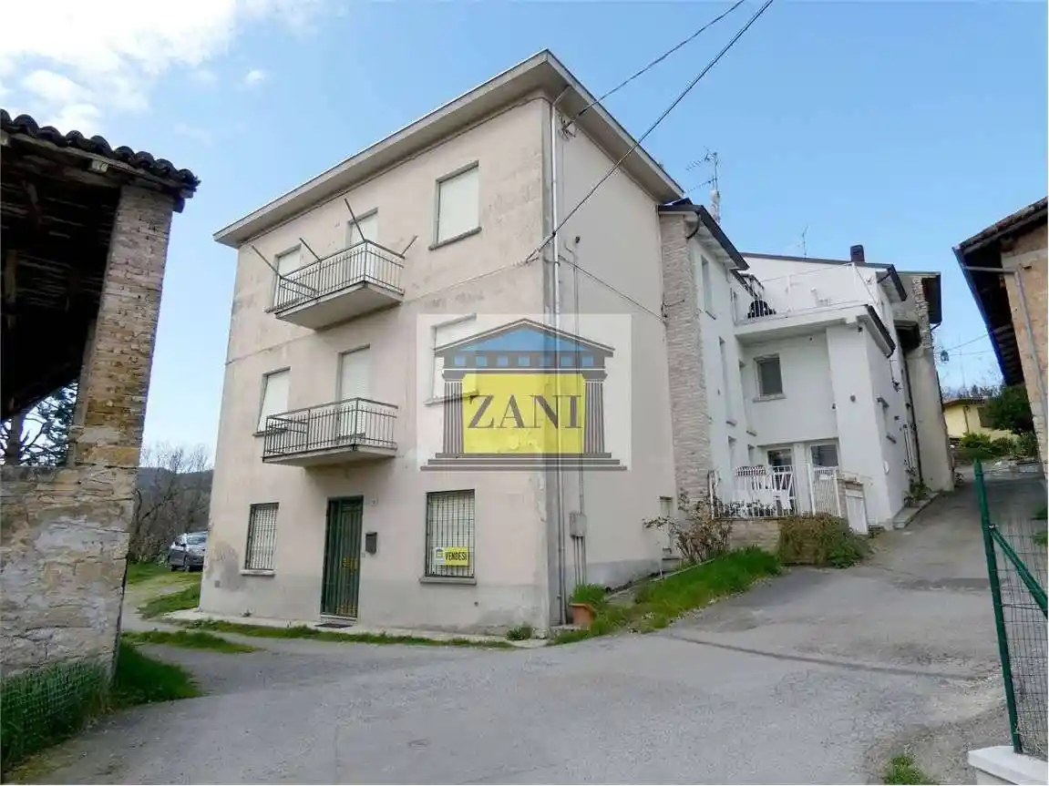 Casa indipendente in vendita a Salsomaggiore Terme