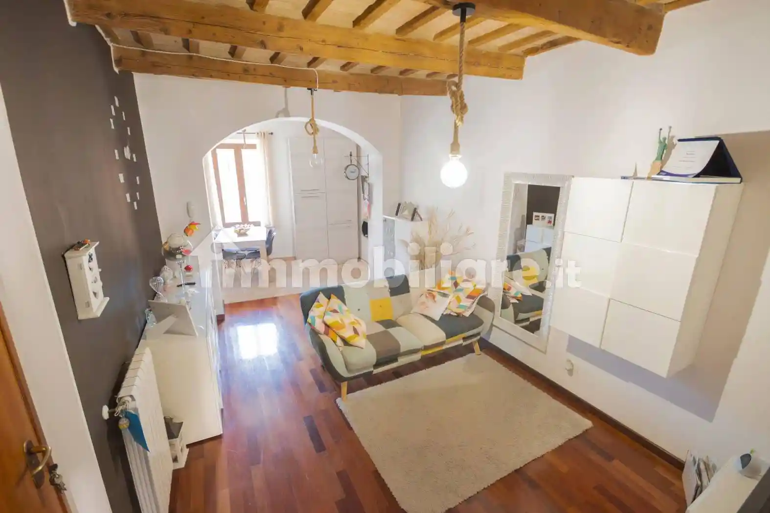 Appartamento in vendita a Jesi