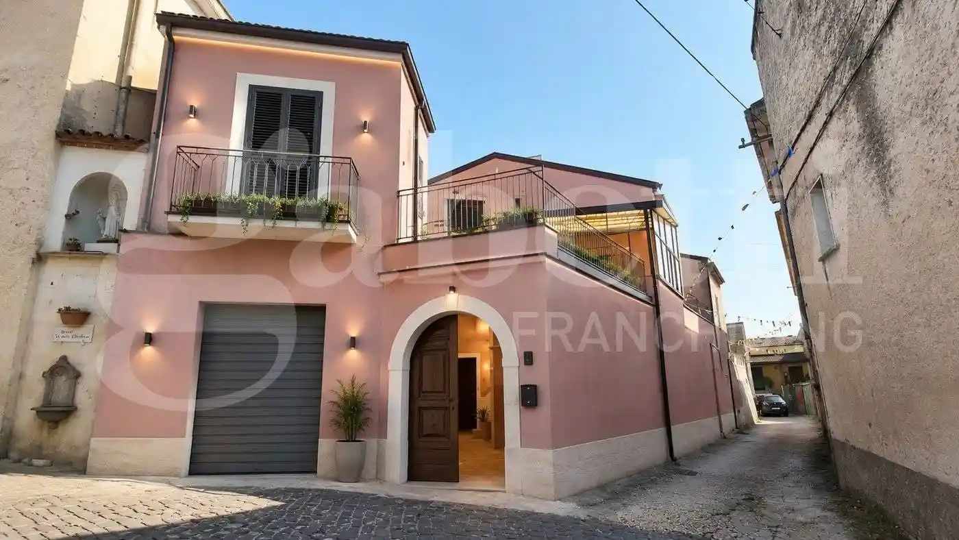 Casa indipendente in vendita a Teano