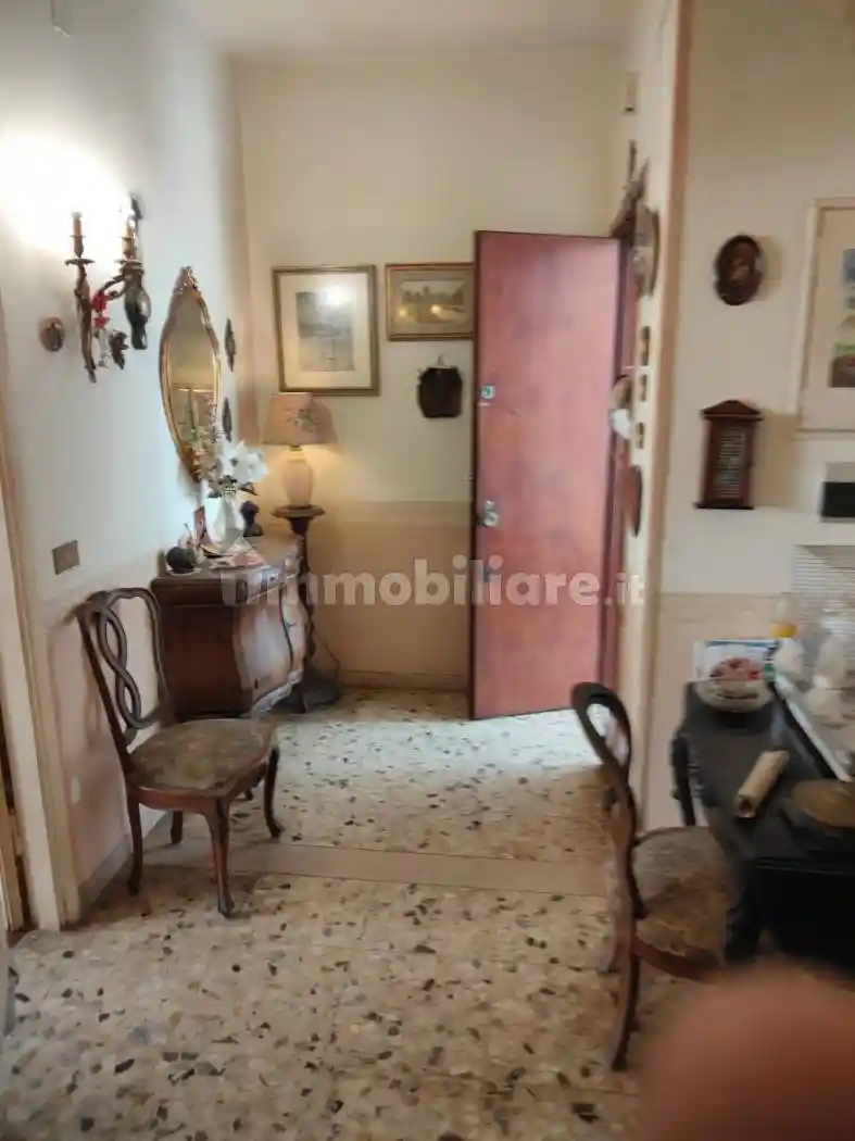 Appartamento in vendita a Livorno