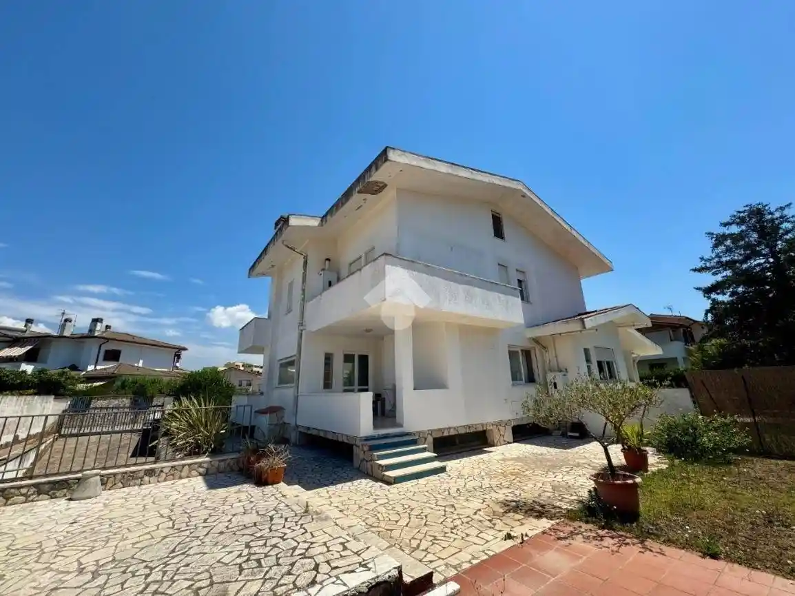 Appartamento in vendita a Sabaudia