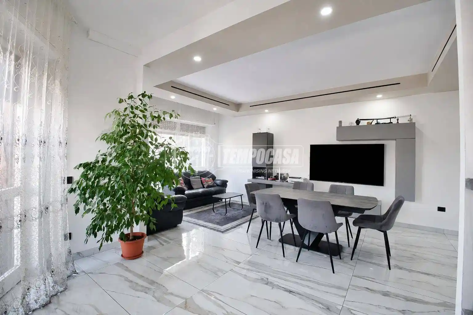 Appartamento in vendita a Novara