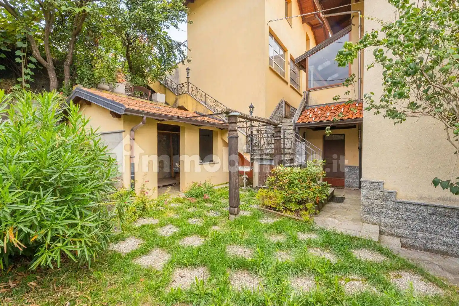 Villa in vendita a Coggiola