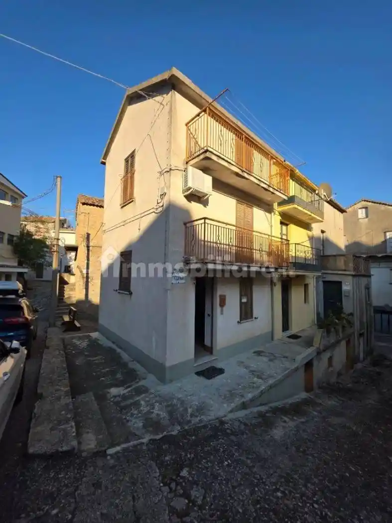 Casa indipendente in vendita a Santa Caterina dello Ionio
